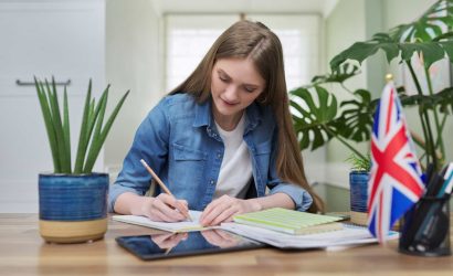 uk-learning-english-online-female-student-remotel-2023-11-27-04-57-40-utc